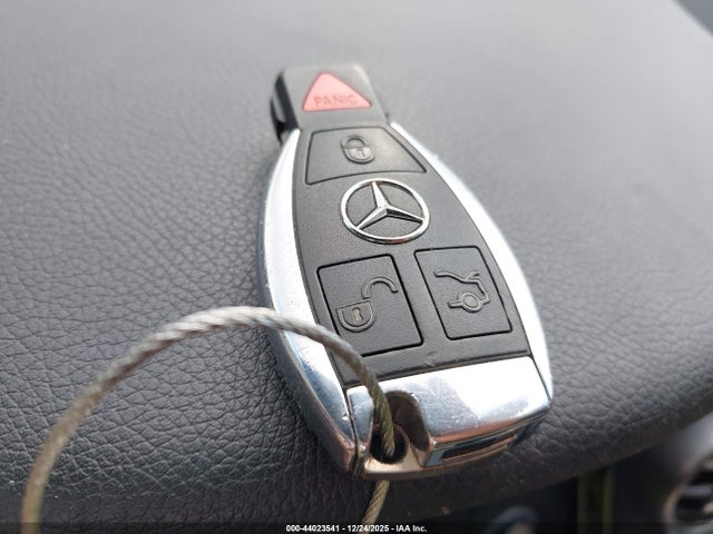 44023541 :رقم المزاد ، 55SWF4JB2HU221241 vin ، 2017 Mercedes-benz C 300 مزاد بيع