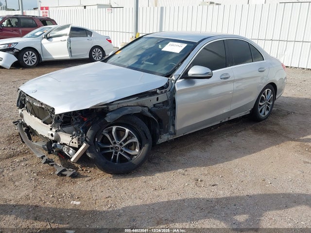 44023541 :رقم المزاد ، 55SWF4JB2HU221241 vin ، 2017 Mercedes-benz C 300 مزاد بيع