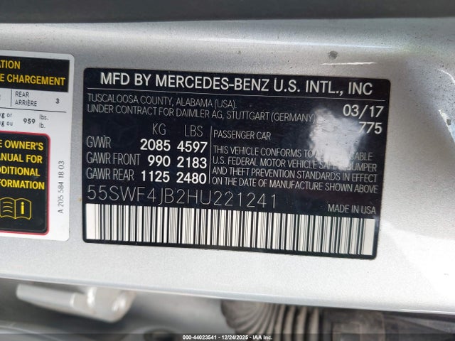 44023541 :رقم المزاد ، 55SWF4JB2HU221241 vin ، 2017 Mercedes-benz C 300 مزاد بيع