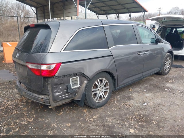 2011 HONDA ODYSSEY 5FNRL5H69BB082528 Photo 3