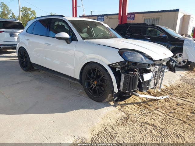 2025 PORSCHE CAYENNE WP1AA2AY3SDA01235