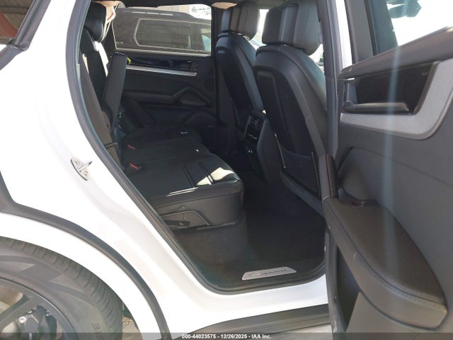 2025 PORSCHE CAYENNE WP1AA2AY3SDA01235 Photo 7