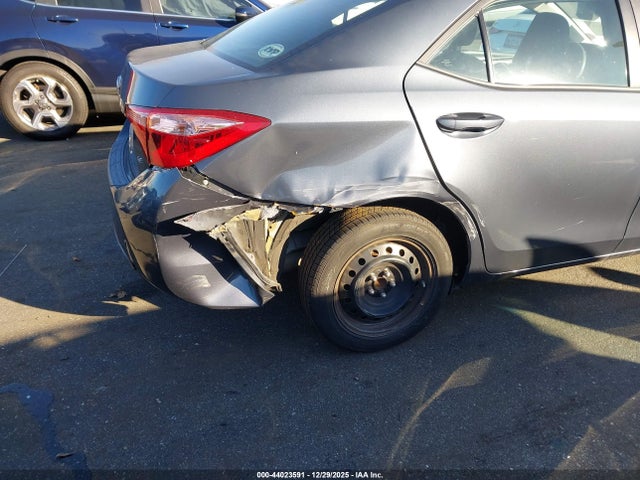 Aukcja sprzedaży 2017 Toyota Corolla Le, vin: 5YFBURHE4HP659010, numer aukcji: 44023591