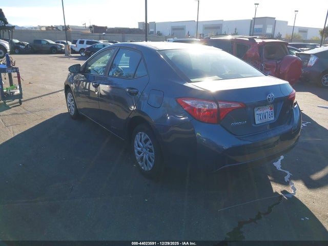 Aukcja sprzedaży 2017 Toyota Corolla Le, vin: 5YFBURHE4HP659010, numer aukcji: 44023591