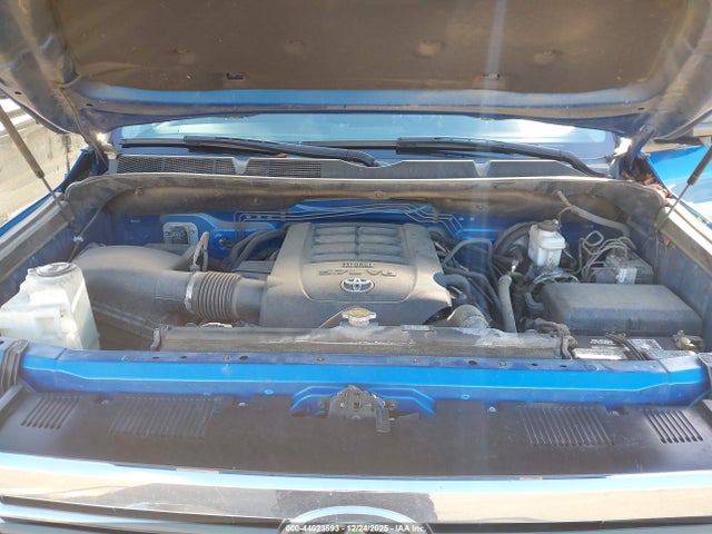 5TFDY5F16GX576491 Toyota Tundra Sr5 5.7l V8