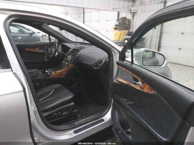 2LMTJ8KR3GBL38540 Lincoln Mkx Select