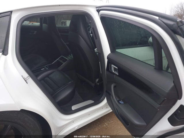 2018 PORSCHE PANAMERA E-HYBRID WP0AE2A70JL177824 Photo 7