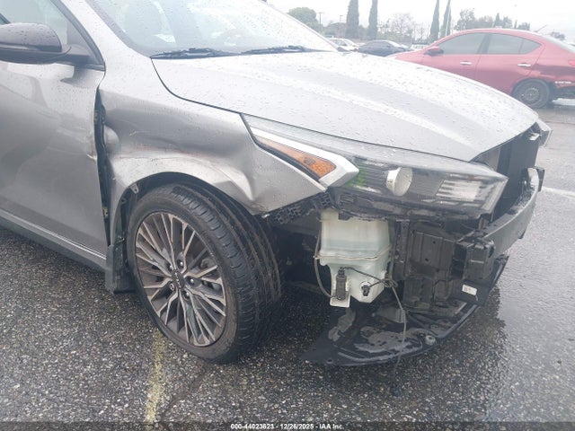 3KPF54AD8PE622481 KIA Forte Gt-line