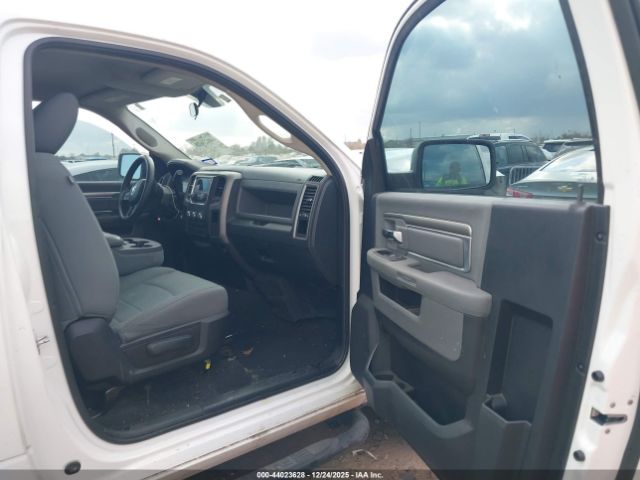 2014 RAM 1500 3C6JR6DT9EG190733 Photo 4