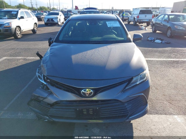 4T1C11AK7MU442106 Toyota CAMRY LE
