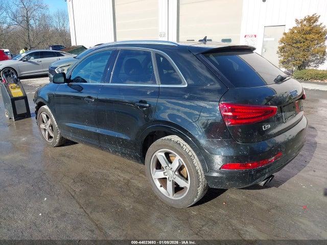 2015 AUDI Q3 WA1GFCFS0FR006032 Photo 2