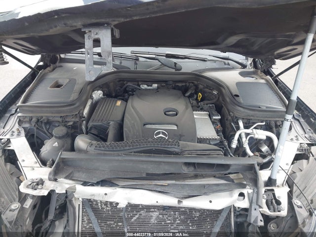 WDC0G4KB8HF258884 Mercedes-Benz Glc 300 4matic