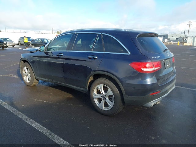WDC0G4KB8HF258884 Mercedes-Benz Glc 300 4matic