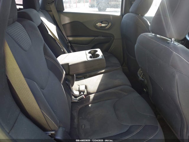 2016 JEEP CHEROKEE 1C4PJMCS0GW239829 Photo 7