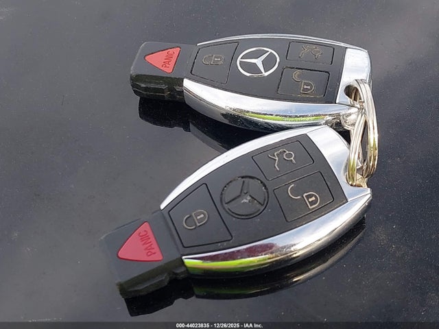 WDCGG5HB4EG225687 Mercedes-Benz GLK 350