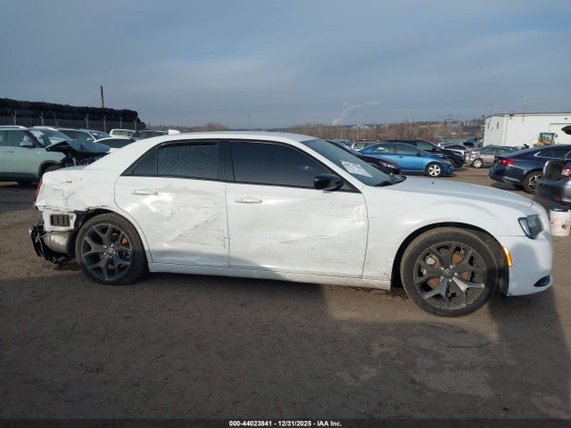 2C3CCAAG6NH198791 Chrysler 300 Touring