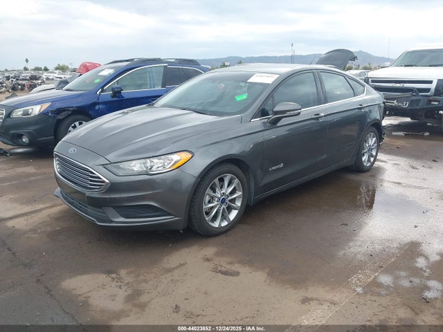 Ford Fusion Hybrid Se 2017 3FA6P0LU0HR319131 Image 2