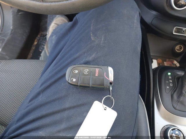 2016 FIAT 500X ZFBCFXCT1GP496909 Photo 10