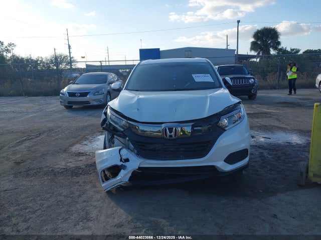 2021 Honda Hr-v Awd Lx მანქანა იყიდება აუქციონზე, vin: 3CZRU6H37MM738047, აუქციონის ნომერი: 44023866