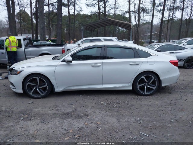 Aukcja sprzedaży 2018 Honda Accord Sport 2.0t, vin: 1HGCV2F30JA032357, numer aukcji: 44023877