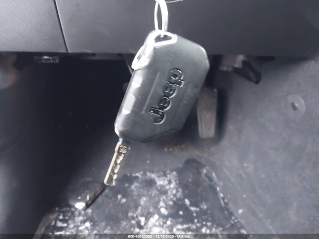 Продажа на аукционе авто 2024 Jeep Wrangler 4xe Summit 4xe, vin: 1C4RJXU69RW184344, номер лота: 44023902