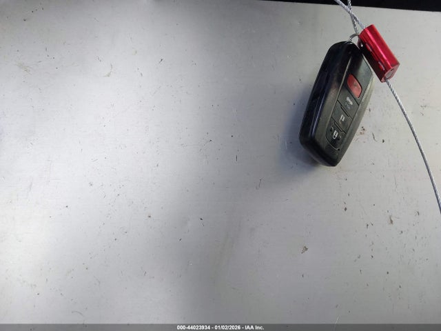 Toyota Corolla Hybrid Le 2022 JTDEAMDE0N3014048 Image 11