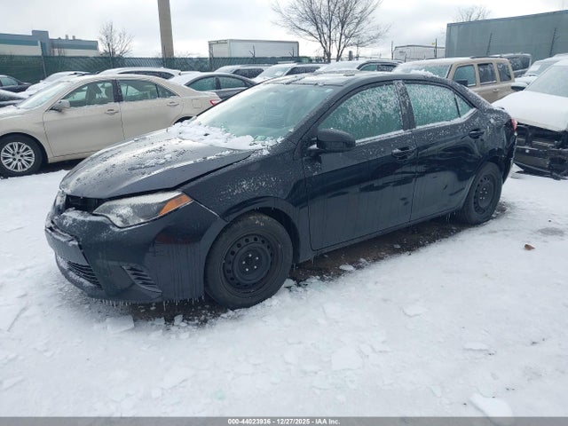 Toyota COROLLA LE 2015 2T1BURHE7FC288647 Image 2