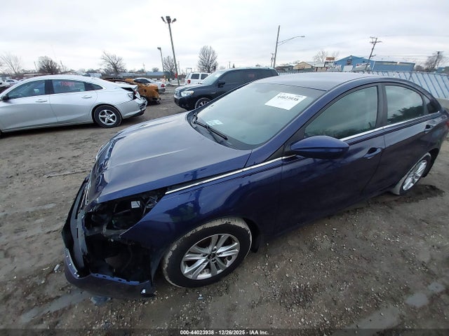 Продажа на аукционе авто 2013 Hyundai Sonata Gls, vin: 5NPEB4AC3DH720675, номер лота: 44023938