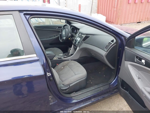 Продажа на аукционе авто 2013 Hyundai Sonata Gls, vin: 5NPEB4AC3DH720675, номер лота: 44023938