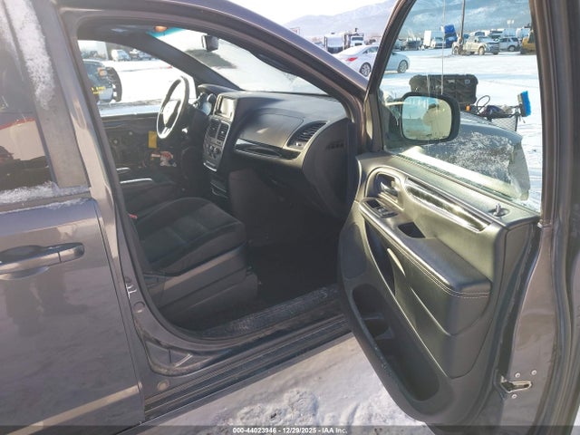 Dodge Grand Caravan Se Plus 2018 2C4RDGBG0JR202648 Image 5