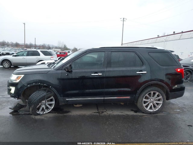 Ford Explorer Limited 2017 1FM5K8F84HGA05583 Image 14