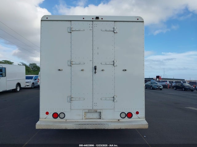 Ford E-350 Stripped 2017 1FC3E3KS0HDC69859 Image 15