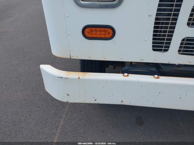 Ford E-350 Stripped 2017 1FC3E3KS0HDC69859 Image 17