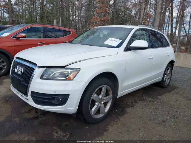 2010 AUDI Q5 WA1VKAFP7AA047459 Photo 1