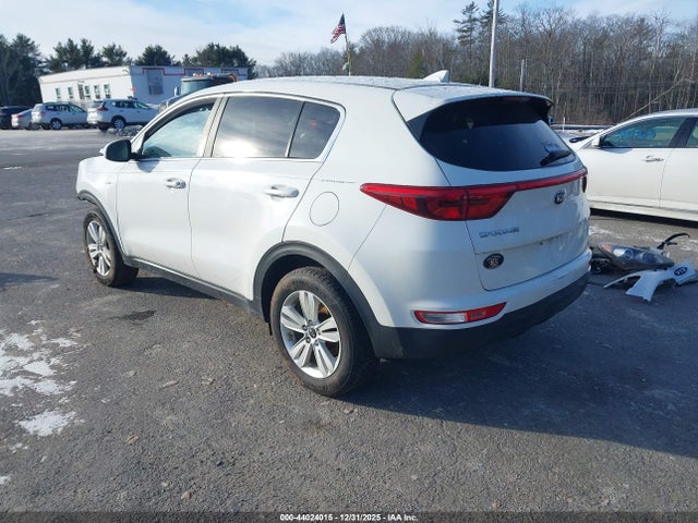 KIA Sportage Lx 2018 KNDPMCAC3J7404271 Image 3