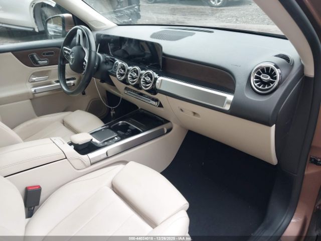 2021 MERCEDES-BENZ GLB 250 W1N4M4HB7MW153912 Photo 4
