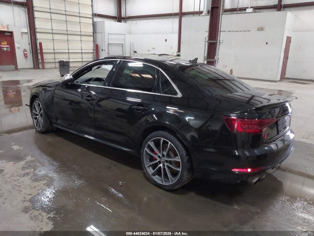 2018 AUDI S4 WAUC4AF45JA055148 Photo 2