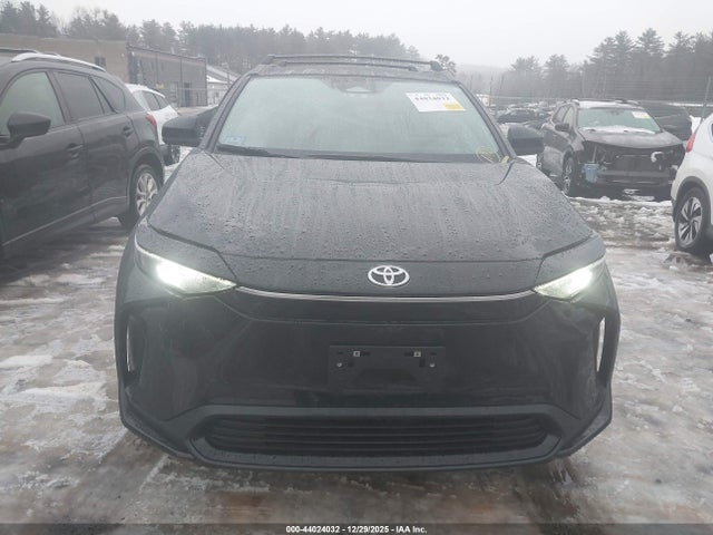 JTMAAAAAXSA070990 Toyota BZ4X XLE