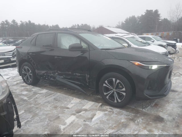 JTMAAAAAXSA070990 Toyota BZ4X XLE