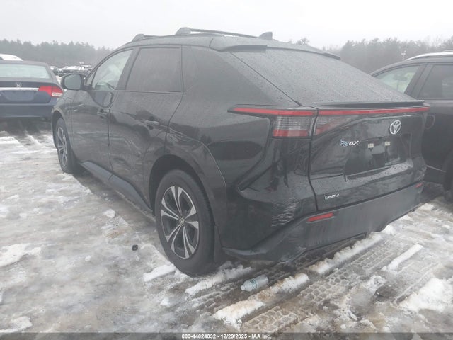 JTMAAAAAXSA070990 Toyota BZ4X XLE