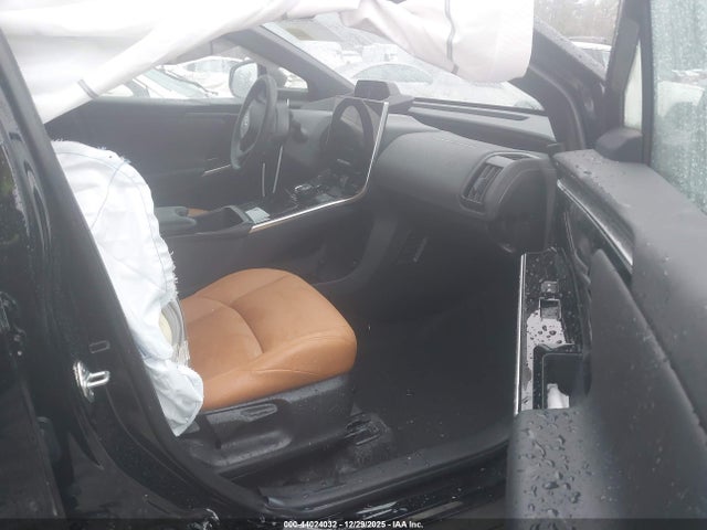 JTMAAAAAXSA070990 Toyota BZ4X XLE