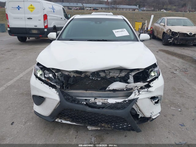4T1B11HK5KU727515 Toyota CAMRY SE