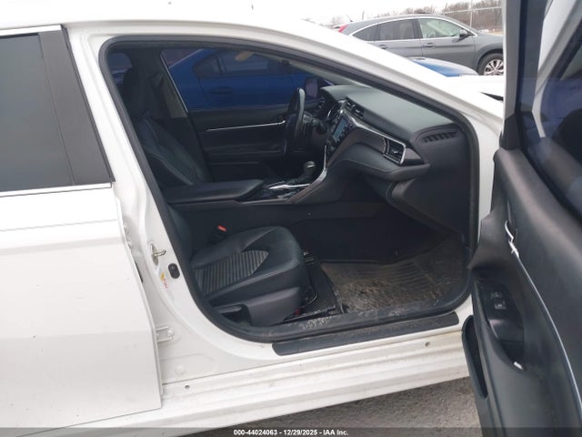 4T1B11HK5KU727515 Toyota CAMRY SE