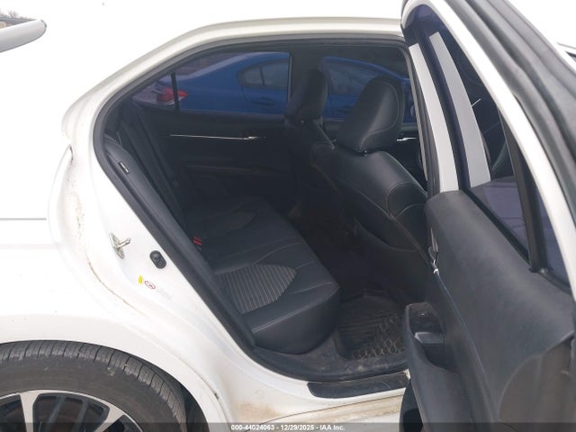 4T1B11HK5KU727515 Toyota CAMRY SE