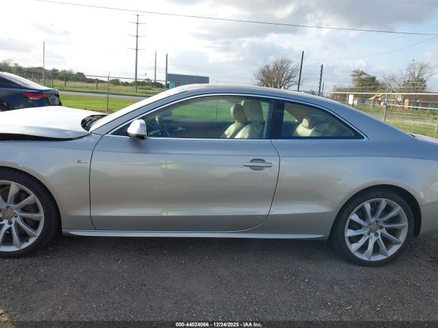 2015 Audi A5 2.0t Premium მანქანა იყიდება აუქციონზე, vin: WAUMFAFR9FA032280, აუქციონის ნომერი: 44024066