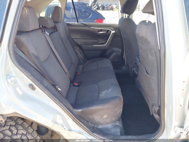 2019 TOYOTA RAV4 JTMW1RFV3KD507811 Photo 7