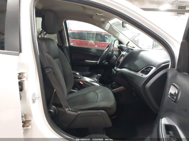 Продажа на аукционе авто 2015 Dodge Journey American Value Pkg, vin: 3C4PDCAB2FT672643, номер лота: 44024121