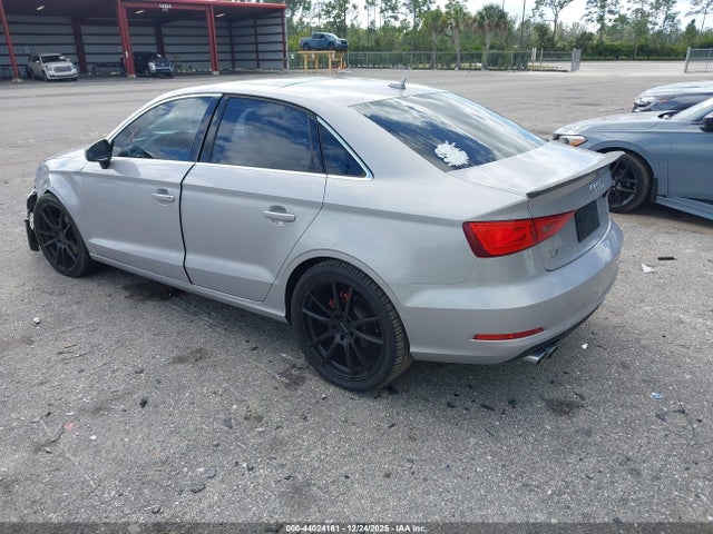 2015 AUDI A3 WAUAJGFF4F1035307 Photo 2