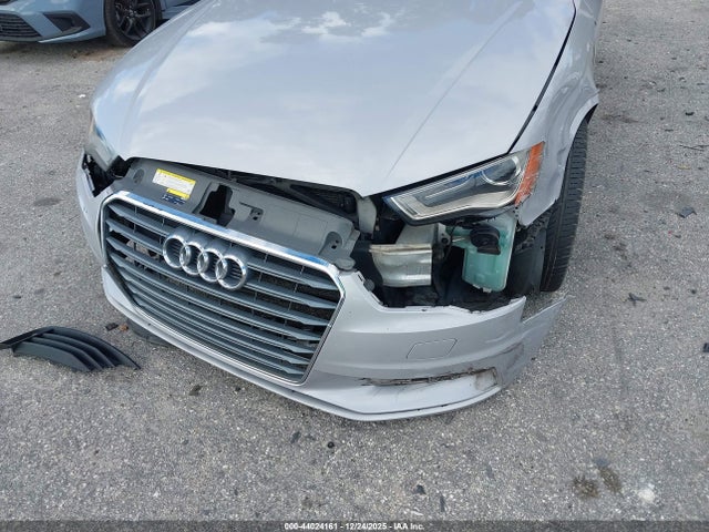 2015 AUDI A3 WAUAJGFF4F1035307 Photo 5