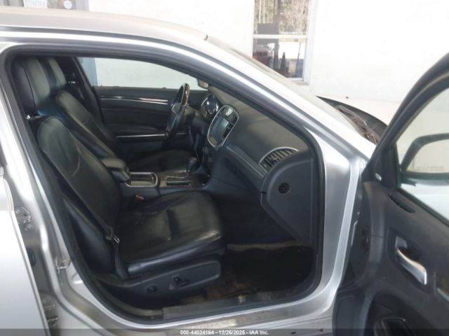 2012 CHRYSLER 300C 2C3CCAET4CH308855 Photo 4